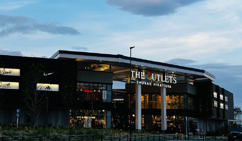 THE OUTLETS SHONAN HIRATSUKA