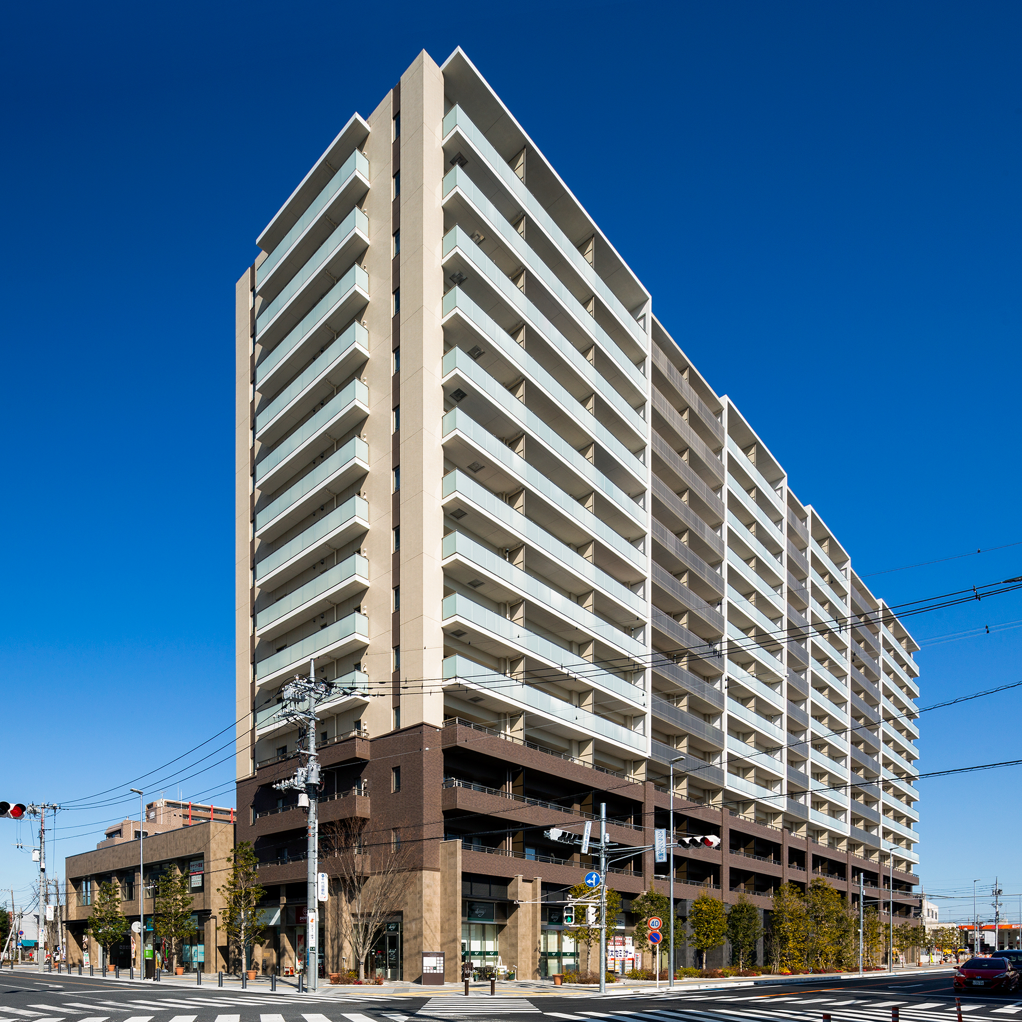 ポレスター鴻巣駅前ガーデンズ